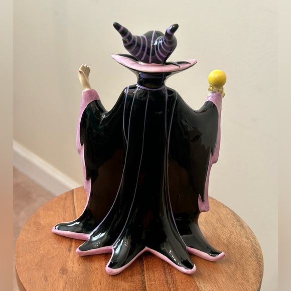 Disney Vintage Maleficent Figurine Porcelain Statue Japan Sleeping Beauty Decor - Picture 2 of 6